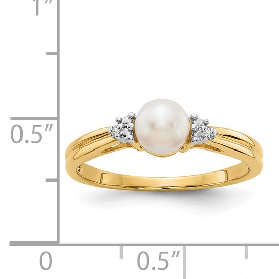 14K Yellow Gold Pearl and Diamond Ring